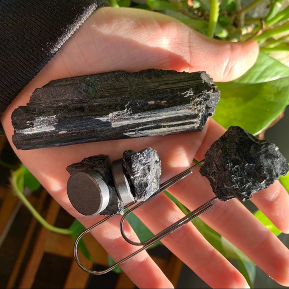 Black Tourmaline Bundle Stone Set Bookmark, Magnet - Picture 2 of 3
